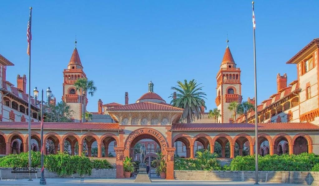 Modern, Upscale, And New Blue Bungalow In The Heart Of Downtown St Augustine St. Augustine Bagian luar foto
