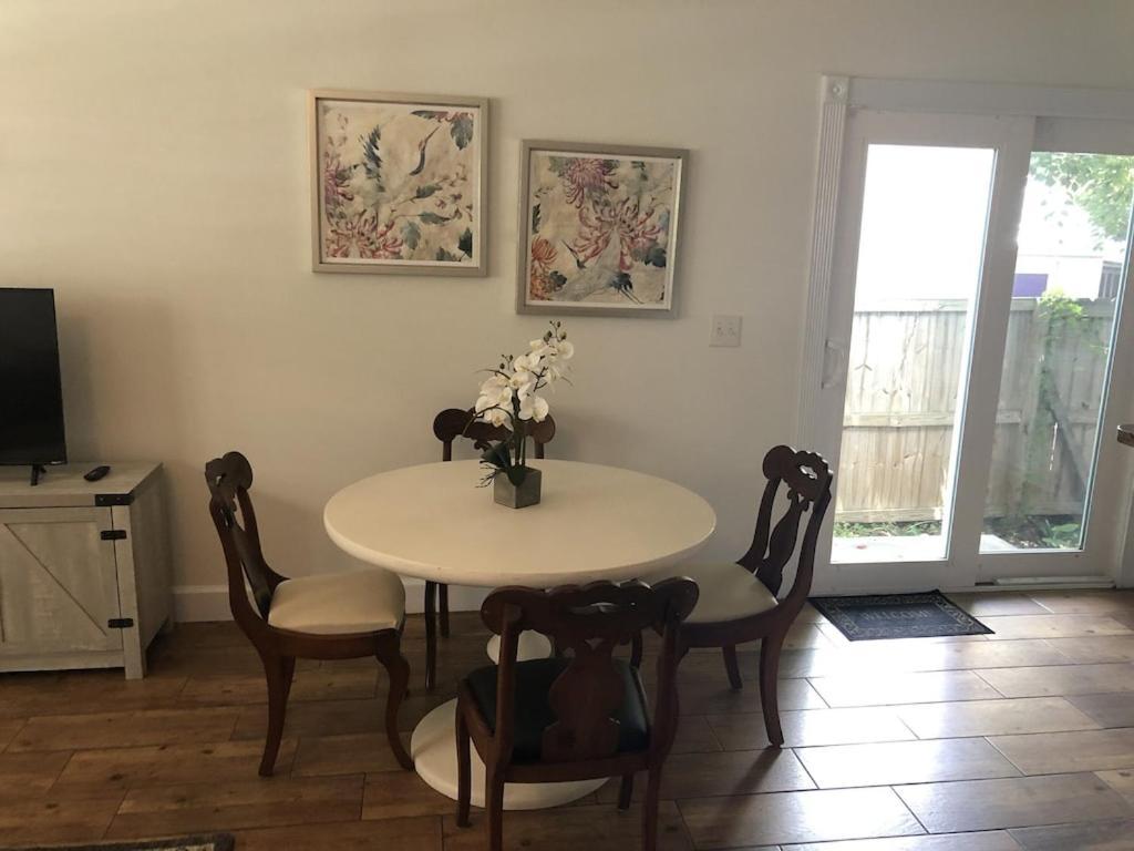 Modern, Upscale, And New Blue Bungalow In The Heart Of Downtown St Augustine St. Augustine Bagian luar foto
